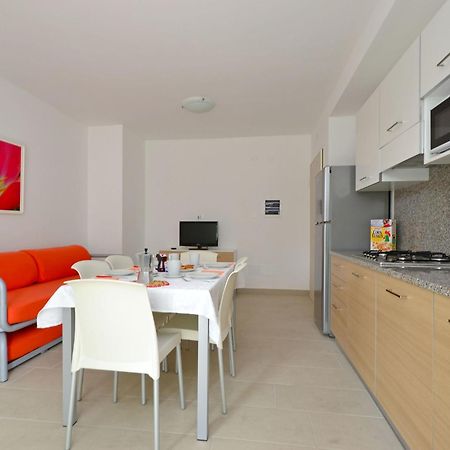 Apartment Fiore-1 By Interhome لينانو سابيادورو المظهر الخارجي الصورة