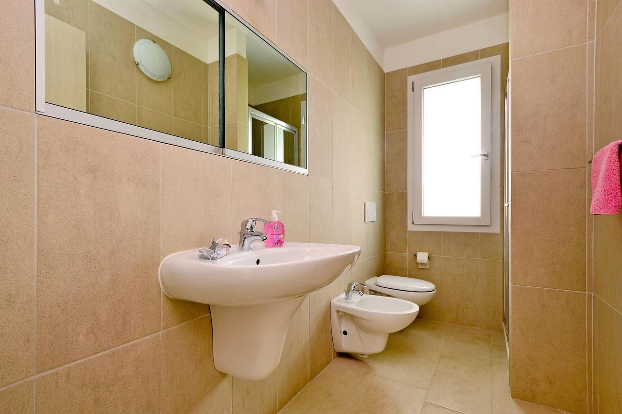 Apartment Fiore-1 By Interhome لينانو سابيادورو المظهر الخارجي الصورة